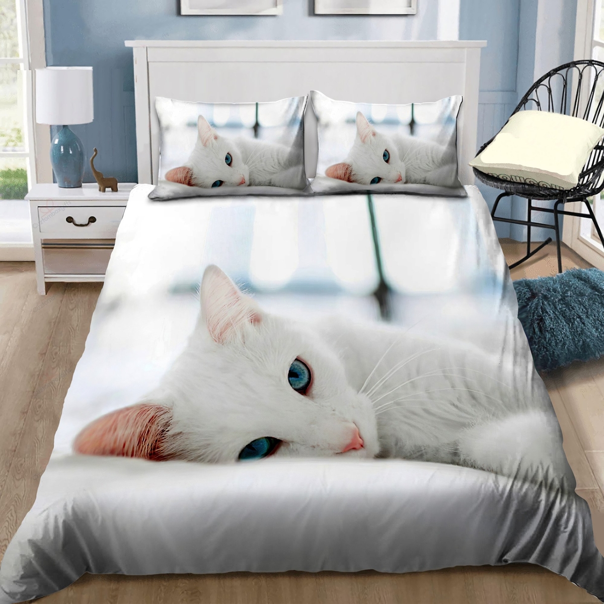 Lovely White Kitty Cat Bed Sheets Duvet Cover Quilt Bedding Set - Unique Anime Apparel for Fans
