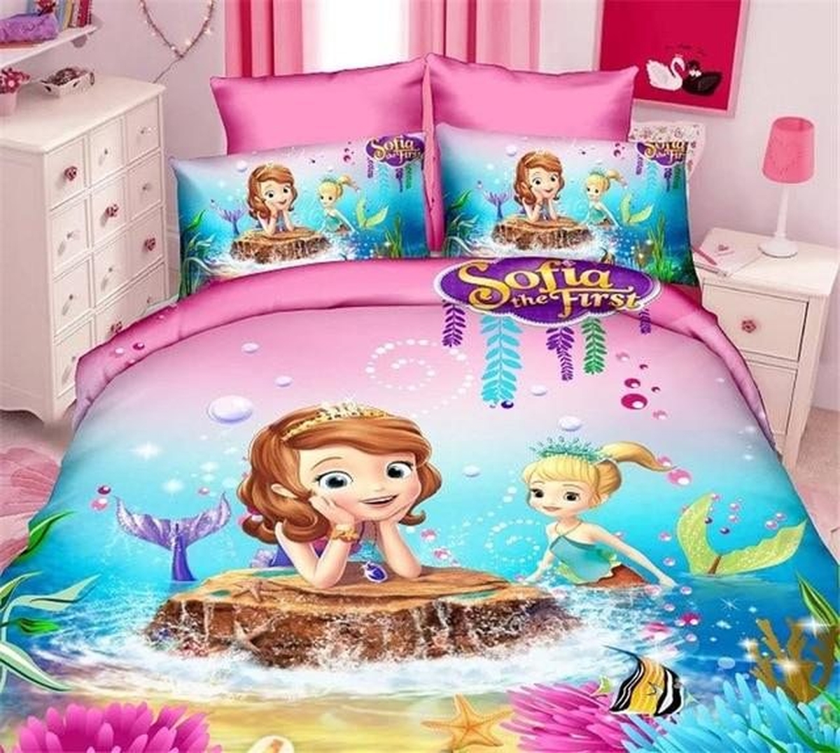 Sofi Bedding Set (Duvet Cover & Pillow Cases) - Unique Anime Apparel for Fans