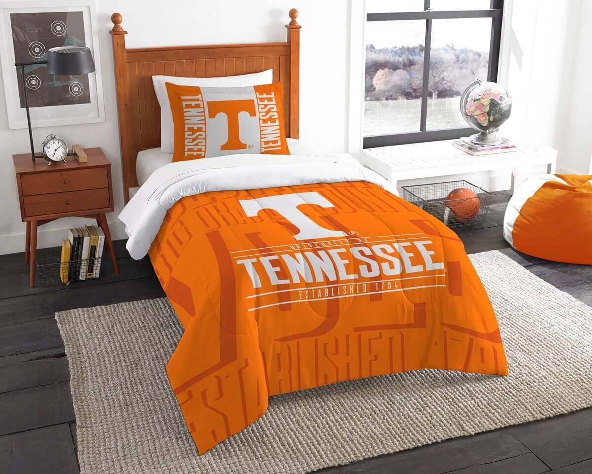Tennessee Volunteers Bedding Set (Duvet Cover & Pillow Cases) - Unique Anime Apparel for Fans